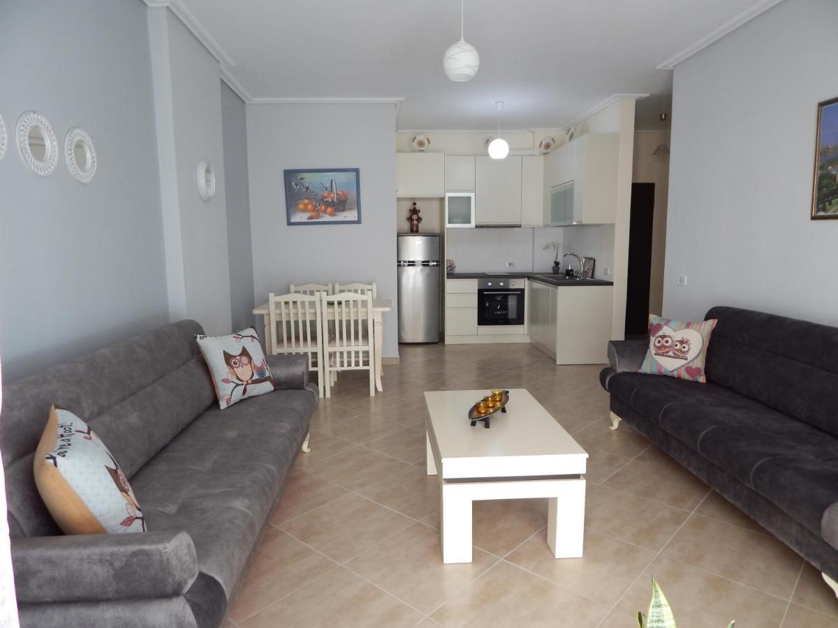 Modern Spacious 1 Bedroom Flat Next To The Beach Vlore Exterior photo